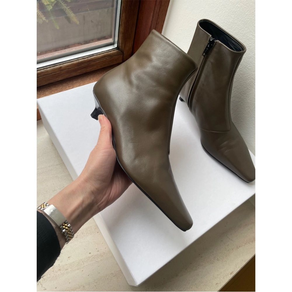 Toteme glove ankle boots
